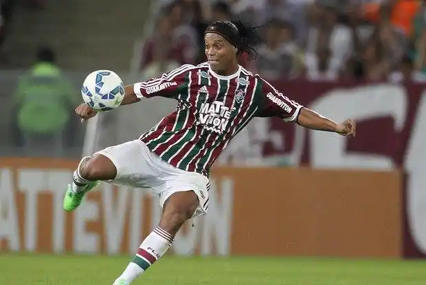 其捧杯的期 其捧杯的期